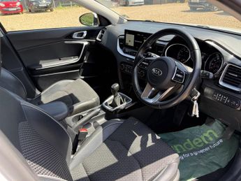 Kia Ceed 1.0 T-GDi 3 Hatchback 5dr Petrol Manual Euro 6 (s/s) (118 bhp)