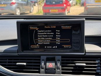 Audi A6 Saloon 2.0 TDI ultra Black Edition Saloon 4dr Diesel S Tronic Euro 6 (s