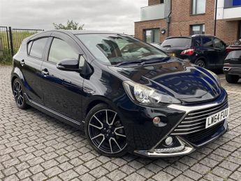 Toyota Aqua YARIS HYBRID GS Edition 1.5L AUTO CRUISE
