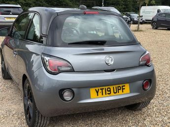 Vauxhall Adam 1.2i Griffin Hatchback 3dr Petrol Manual Euro 6 (70 ps)