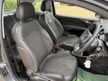 Vauxhall Adam 1.2i Griffin Hatchback 3dr Petrol Manual Euro 6 (70 ps)