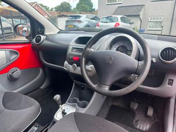 Peugeot 107 1.0 12V Urban Hatchback 3dr Petrol 2 Tronic Euro 5 (68 ps)