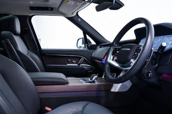 Land Rover Range Rover 3.0 P440e 38.2kWh SE SUV 5dr Petrol Plug-in Hybrid Auto 4WD Euro