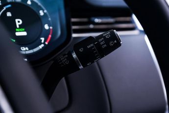 Land Rover Range Rover 3.0 P440e 38.2kWh SE SUV 5dr Petrol Plug-in Hybrid Auto 4WD Euro