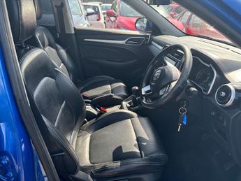 MG MG ZS EXCLUSIVE
