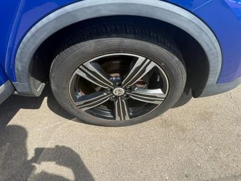 MG MG ZS EXCLUSIVE