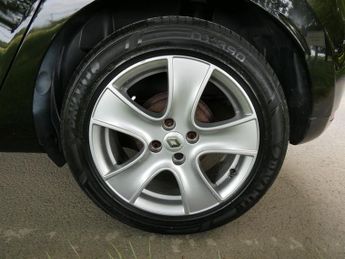 Renault Clio 1.2 16V Dynamique MediaNav Hatchback 5dr Petrol Manual Euro 5 (7
