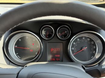 Vauxhall Mokka 1.7 CDTi SE SUV 5dr Diesel Auto 2WD Euro 5 (130 ps)