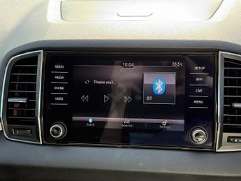 Skoda Karoq 1.6 TDI SE SUV 5dr Diesel Manual Euro 6 (s/s) (115 ps)