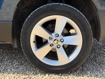 Skoda Karoq 1.6 TDI SE SUV 5dr Diesel Manual Euro 6 (s/s) (115 ps)