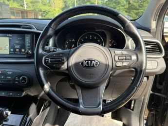 Kia Sorento 2.2 CRDi KX-4 SUV 5dr Diesel Auto AWD Euro 6 (197 bhp)