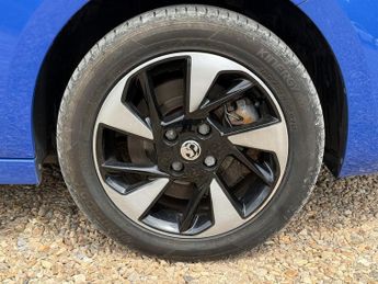 Vauxhall Corsa 50kWh SE Nav Hatchback 5dr Electric Auto (7.4Kw Charger) (136 ps