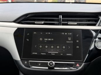 Vauxhall Corsa 50kWh SE Nav Hatchback 5dr Electric Auto (7.4Kw Charger) (136 ps