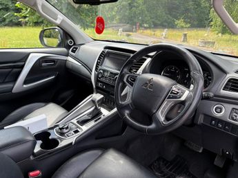 Mitsubishi Shogun Sport DI-D 4