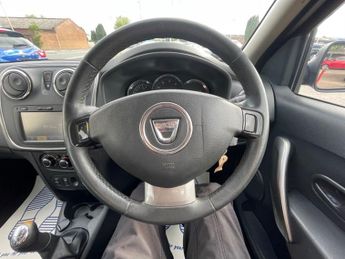 Dacia Sandero STEPWAY LAUREATE TCE