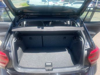 Volkswagen Polo SE TSI DSG
