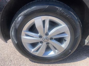 Volkswagen Polo SE TSI DSG