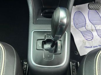 Volkswagen Up 1.0 High Hatchback 5dr Petrol ASG Euro 5 (75 ps)