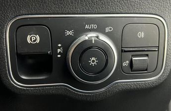 Mercedes GLA220 2.0 d AMG Line (Premium Plus) 8G-DCT 4MATIC Euro 6 (s/s) 5dr