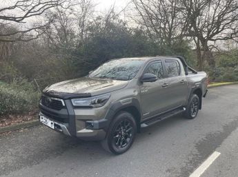 Toyota Hilux INVINCIBLE X 4WD AUTO 1 OWNER