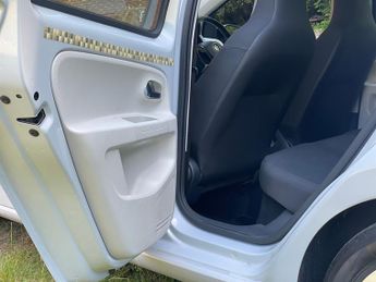 Volkswagen Up High UP || ASG || AUTOMATIC || ASG || JEVIC MILEAGE VERIFIED ||