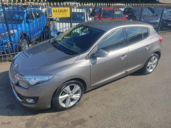 Renault Megane 1.5 dCi Dynamique TomTom Hatchback 5dr Diesel Manual Euro 5 (s/s