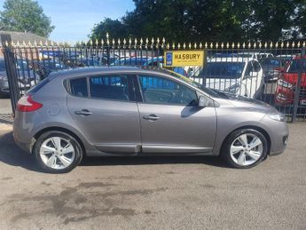 Renault Megane 1.5 dCi Dynamique TomTom Hatchback 5dr Diesel Manual Euro 5 (s/s
