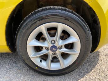 Ford KA Studio +