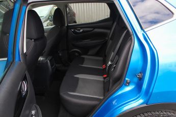 Nissan Qashqai 1.3 DIG-T N-Connecta SUV 5dr Petrol DCT Auto Euro 6 (s/s) (160 p