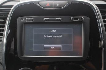 Renault Captur 1.2 TCe ENERGY Dynamique S Nav SUV 5dr Petrol Auto Euro 6 (s/s) 