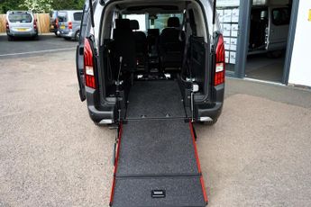 Peugeot Rifter BLUEHDI S/S GT LWB, Disabled, Automatic, Wheelchair Accessible v