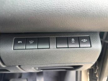 Peugeot 3008 1.6 BlueHDi Allure SUV 5dr Diesel ETG Euro 6 (s/s) (120 ps)