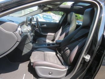 Mercedes 200 GLA  D 4MATIC AMG LINE PREMIUM PLUS AUTO