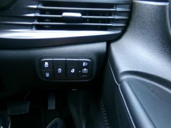 Hyundai i20 1.0 T-GDi Premium Hatchback 5dr Petrol DCT Euro 6 (s/s) (100 ps)