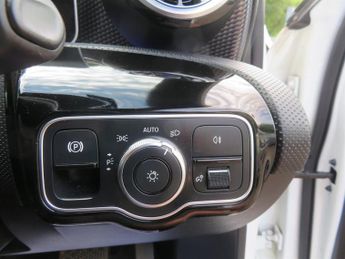 Mercedes A180d 1.5CDI SPORT PREMIUM AUTOMATIC