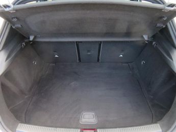 Mercedes A180d A 180 D SPORT PREMIUM AUTOMATIC