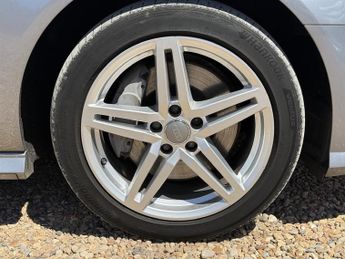 Audi A6 Avant 3.0 TDI V6 SE Executive Estate 5dr Diesel S Tronic quattro Euro 