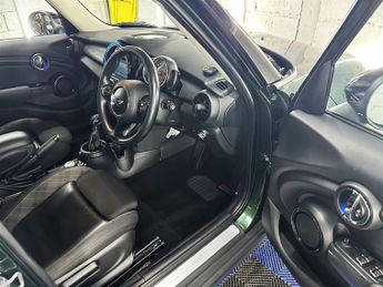 MINI Hatch 1.5 Cooper D Auto Euro 6 (s/s) 5dr