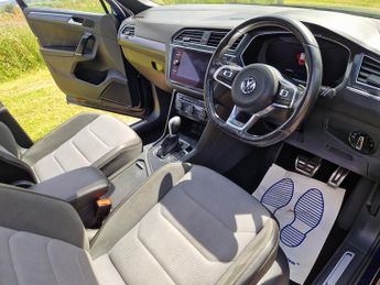 Volkswagen Tiguan R-LINE TDI BLUEMOTION TECHNOLOGY DSG