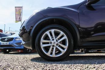Nissan Juke 1.6 Acenta Premium SUV 5dr Petrol XTRON Euro 5 (117 ps)