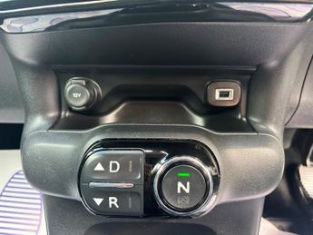 Citroen C4 Cactus 1.2 PureTech Flair Hatchback 5dr Petrol ETG5 Euro 6 (s/s) (82 ps