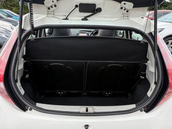 Toyota Aygo VVT-I X-CLAIM X-SHIFT FUNROOF