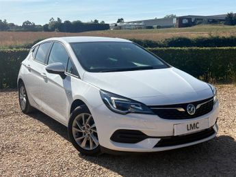 Vauxhall Astra 1.5 Turbo D Business Edition Nav Hatchback 5dr Diesel Manual Eur