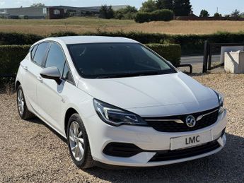 Vauxhall Astra 1.5 Turbo D Business Edition Nav Hatchback 5dr Diesel Manual Eur