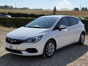 Vauxhall Astra 1.5 Turbo D Business Edition Nav Hatchback 5dr Diesel Manual Eur