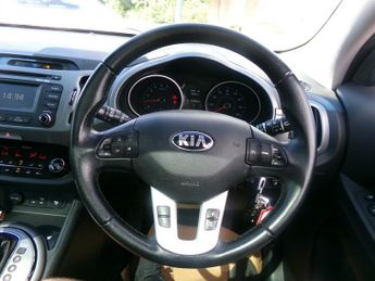Kia Sportage 2.0 CRDi KX-3 SUV 5dr Diesel Auto AWD Euro 5 (134 bhp)