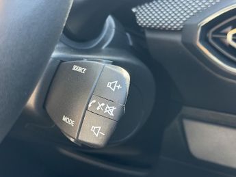 Dacia Jogger 1.0 TCe Extreme SE MPV 5dr Petrol Manual Euro 6 (s/s) (110 ps)