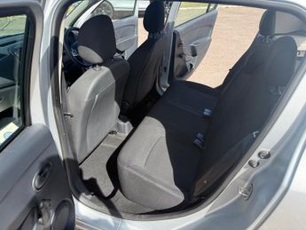 Dacia Sandero AMBIANCE TCE