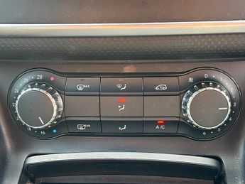 Mercedes A180 CDI 1.5 Sport Hatchback 5dr Diesel 7G-DCT Euro 5 (s/s) (109 ps)