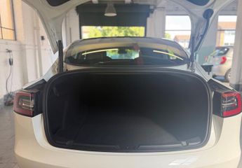 Tesla Model 3 Standard Range Plus Saloon 4dr Electric Auto RWD (241 bhp)